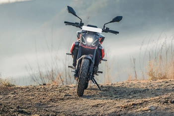 Aprilia Tuono 457