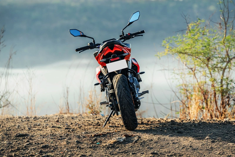 Aprilia Tuono 457