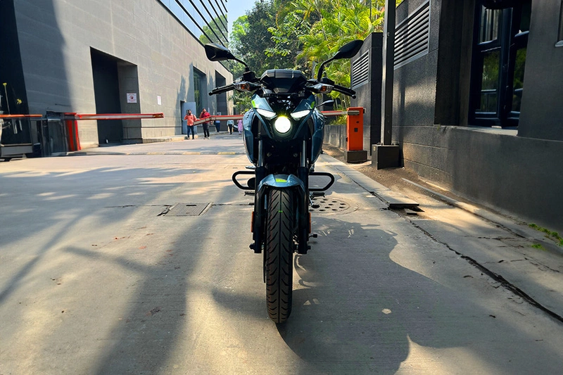 Bajaj Pulsar N160