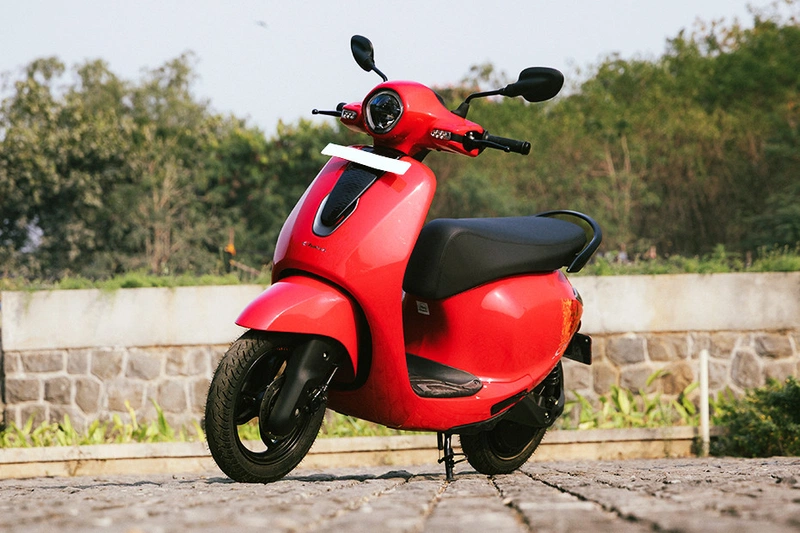 Bajaj Chetak C2501