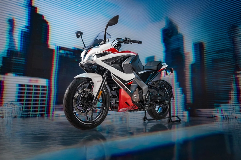 Bajaj Pulsar RS200
