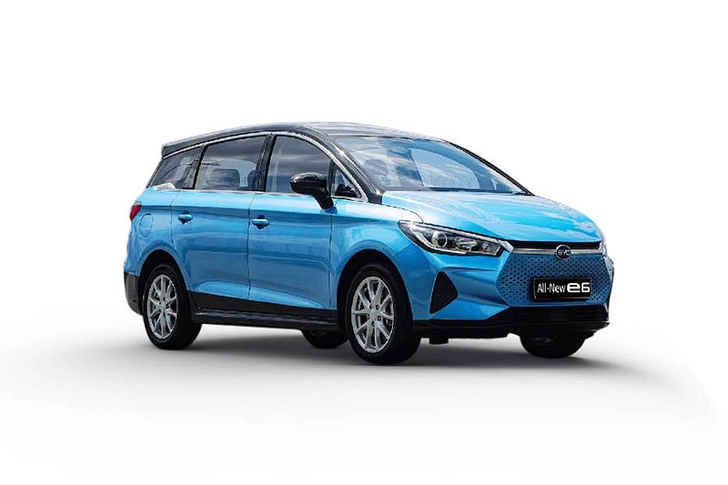 BYD E6