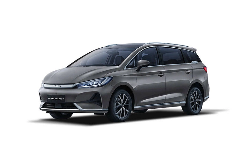 BYD eMAX 7