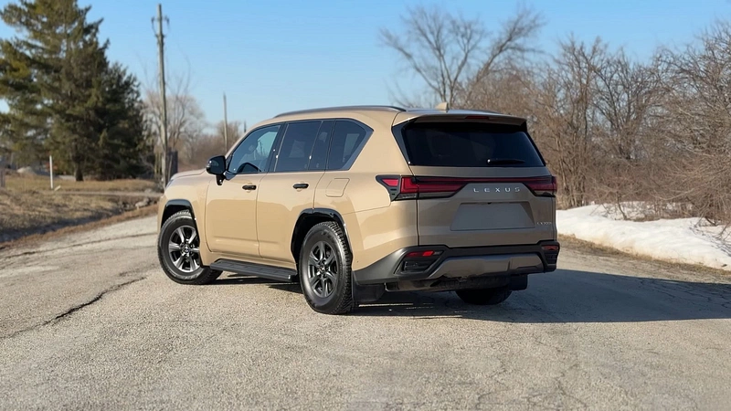Lexus LX