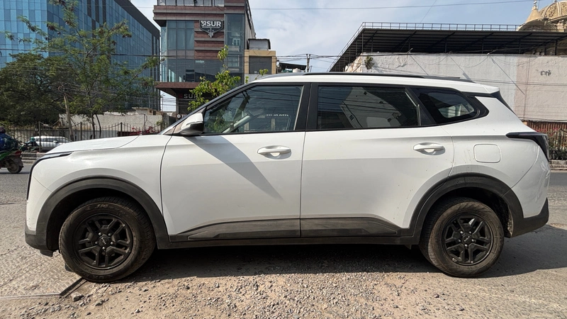 Kia Carens Clavis