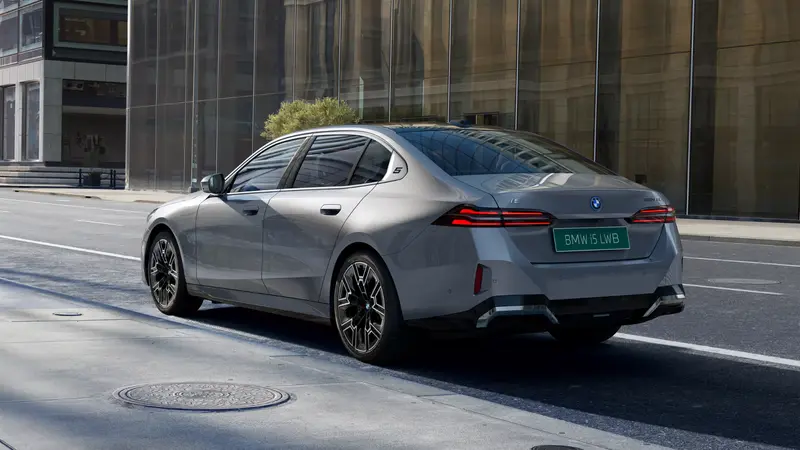 Rear Left Three Quarter View