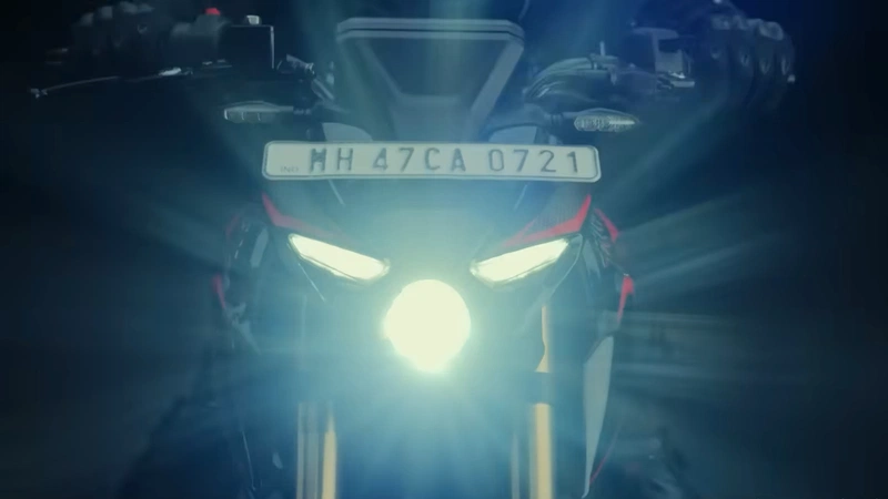 Bajaj Pulsar N160 S
