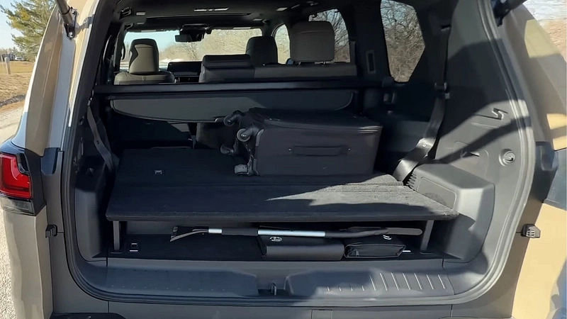 Lexus LX