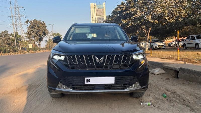 Mahindra XUV 7XO