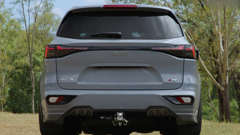 Isuzu MU-X