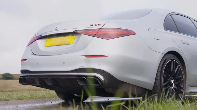 Mercedes-Benz AMG S 63