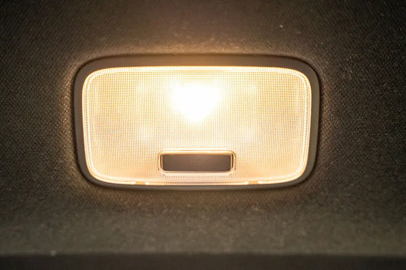 Cabin Light (Rear)