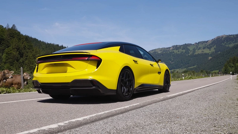 Lotus Emeya