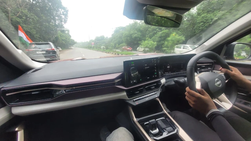 dashboard with digital cockpit and central touchscreen