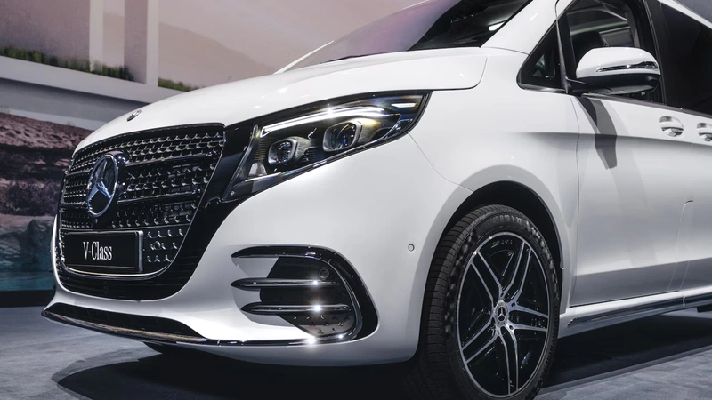 Mercedes-Benz V-Class