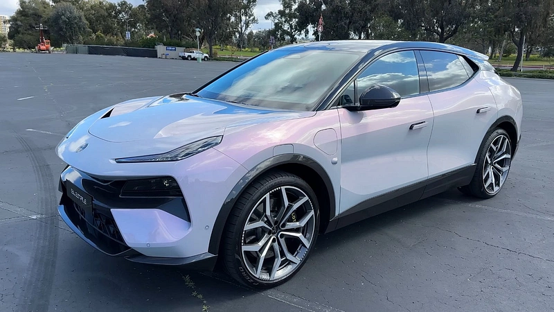 Lotus Eletre