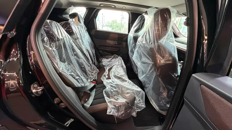 Adventure rear cabin