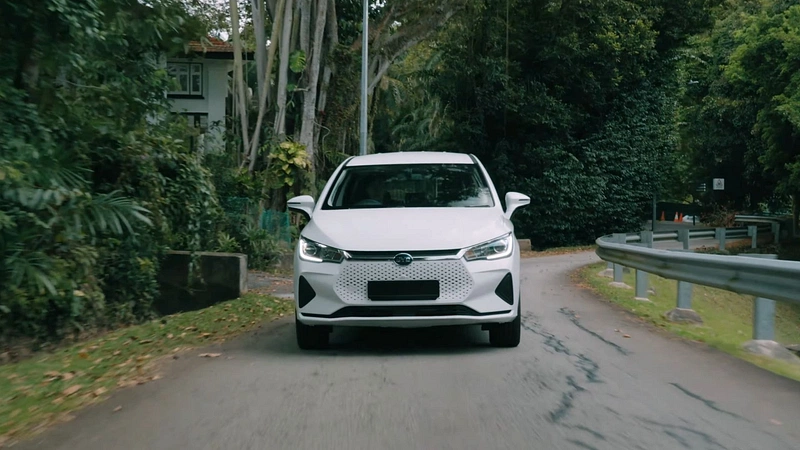 BYD E6