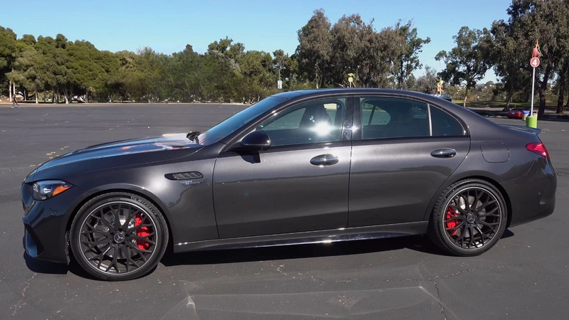 Mercedes-Benz AMG C 63