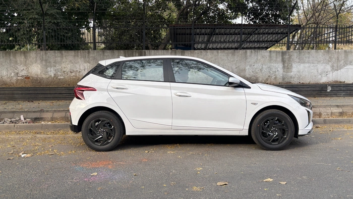 Hyundai i20 image 3