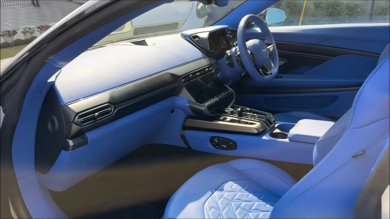 Aston Martin Vanquish