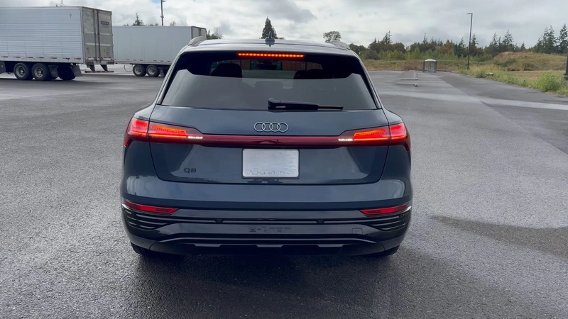 Audi Q8 e-tron