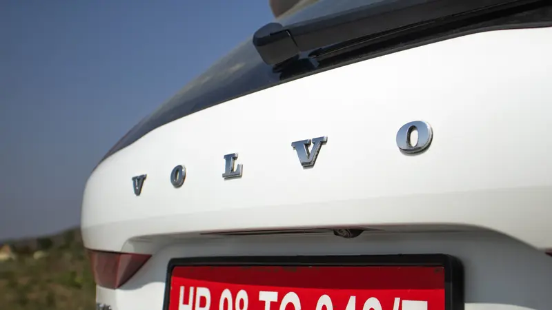 Volvo badging