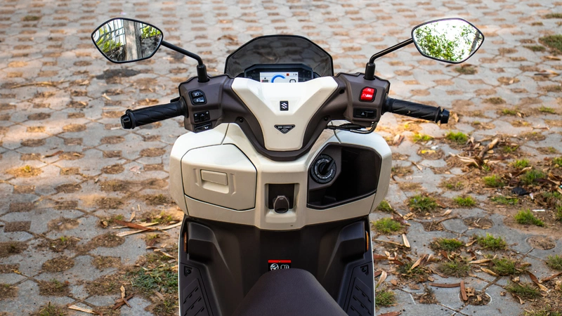 Suzuki Burgman Street