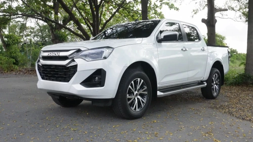 Isuzu Hi-Lander Image