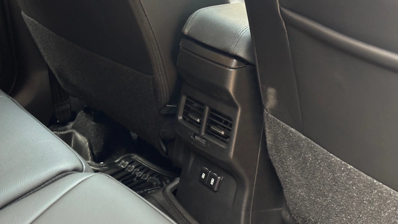 Maruti Suzuki Brezza facelift rear cabin with AC vents and USB ports
