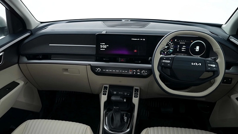 Kia Carens Clavis