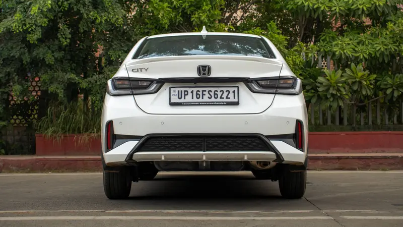 Rear view showing the LED tail lamps, trunk and rear bumper