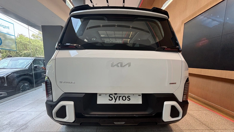 Kia Syros