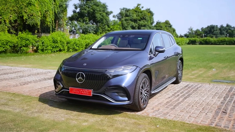 Mercedes-Benz EQS SUV