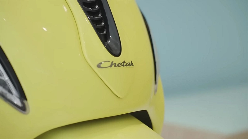 Bajaj Chetak 2903
