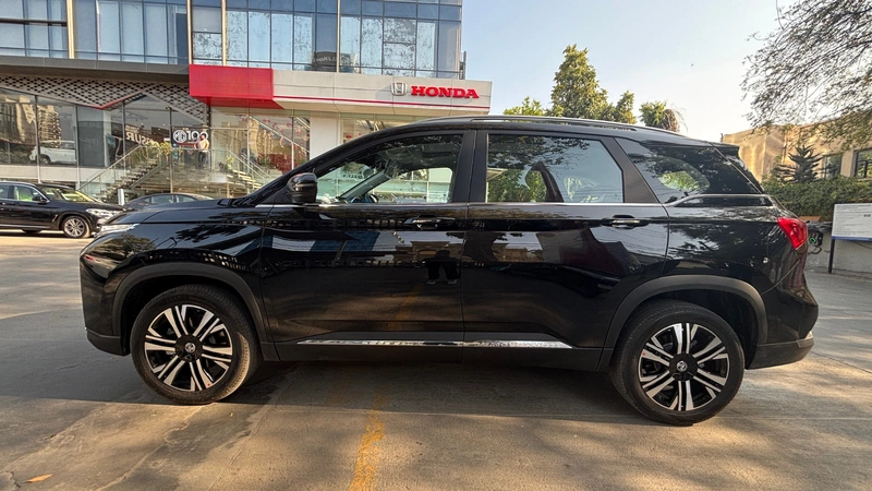MG Hector