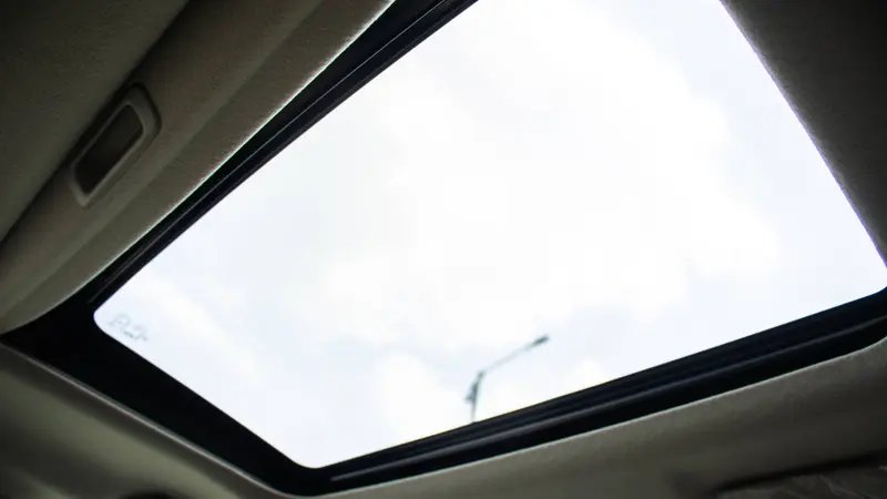 Electric sunroof