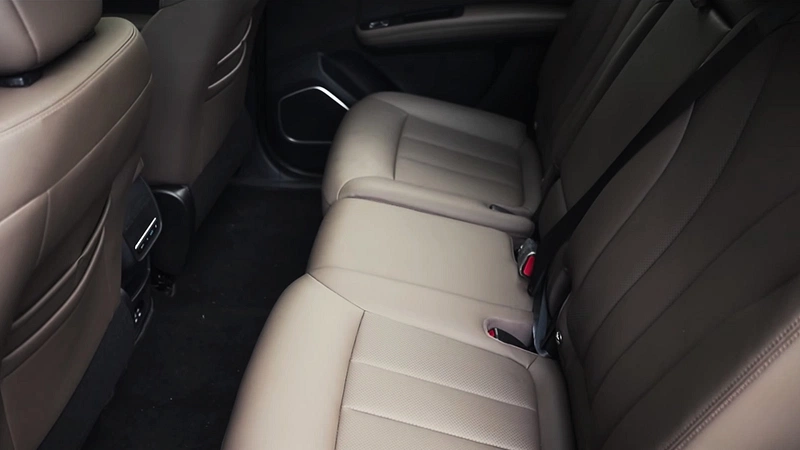 BYD eMAX 7