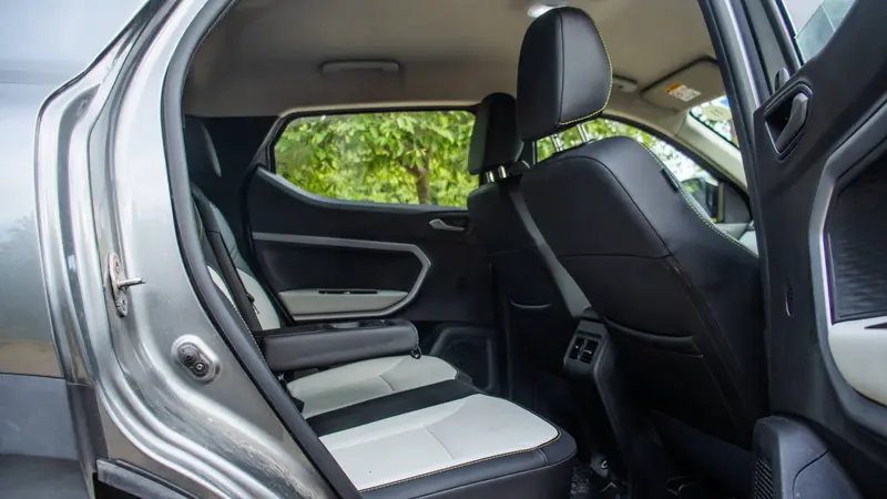 rear cabin view