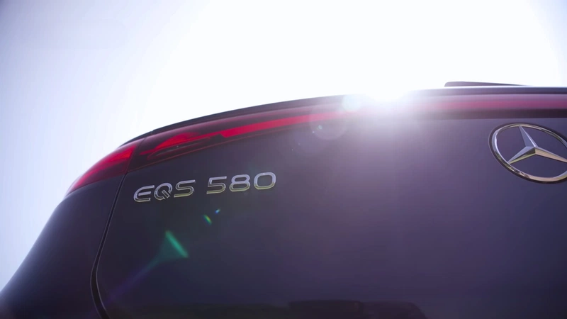 Mercedes-Benz EQS SUV