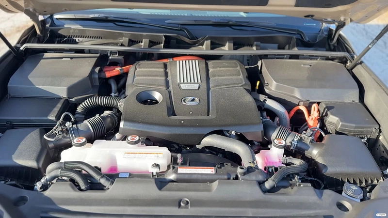 Lexus LX