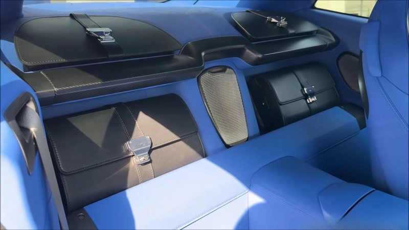 Aston Martin Vanquish