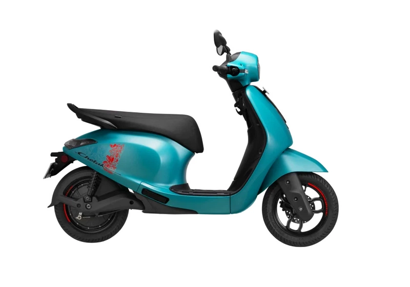 Bajaj Chetak C2501