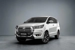 Toyota innova-crysta-2023-2026