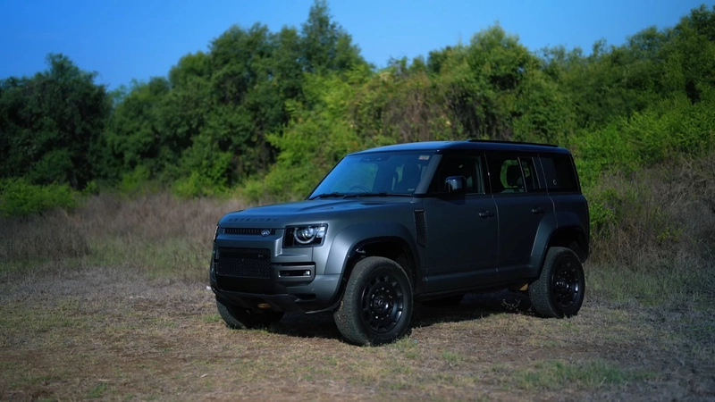 Land Rover Defender