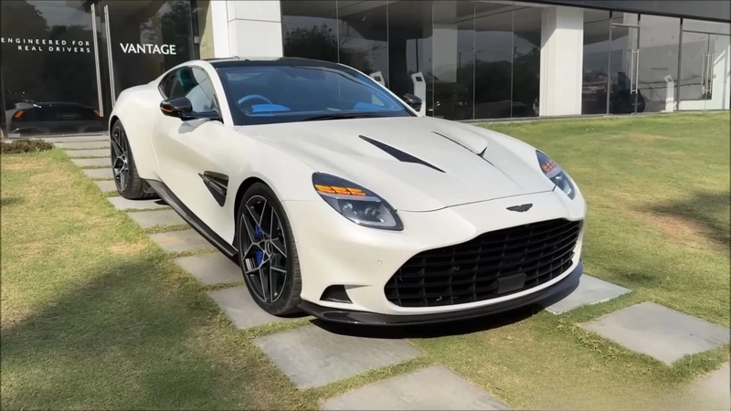 Aston Martin Vanquish