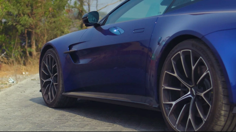 Aston Martin Vantage