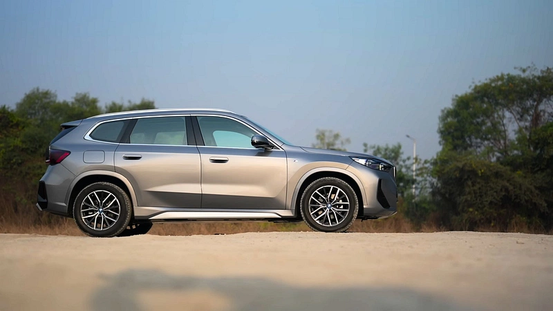 BMW iX