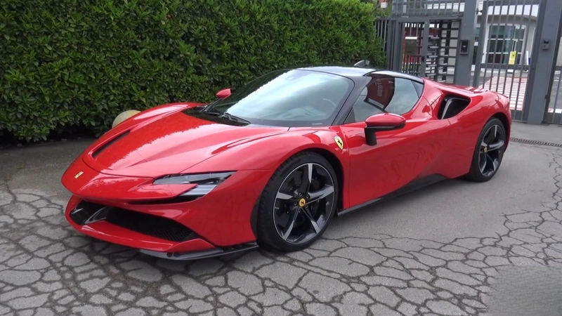 Ferrari SF90 Stradale