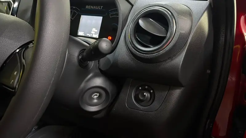 driver's side ac vent and keyhole